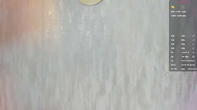 MelanieRioss online show from 11-07-25, 01:11