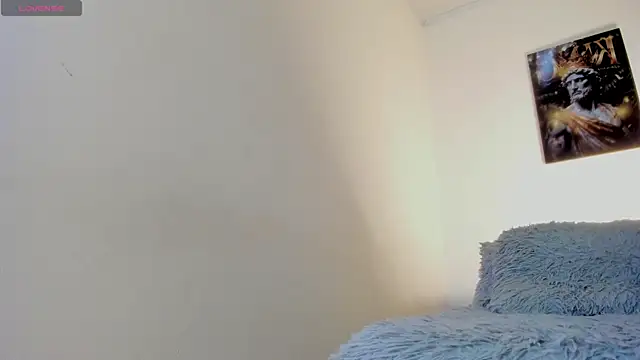 Nina Fuentes online show from 09-29-25, 10:47