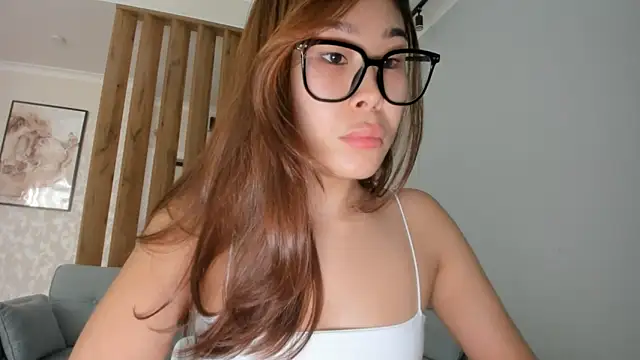 Snapshot of Yukisans chatting on 10-16-25, 09:10 Yukisans online show from 10-16-25, 09:10