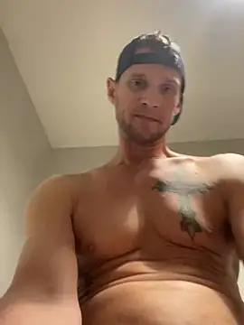 Snapshot of Camcam21 chatting on 03-08-25, 10:56 Camcam21 online show from 03-08-25, 10:56