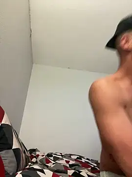 Snapshot of Camcam21 chatting on 09-10-25, 02:55 Camcam21 online show from 09-10-25, 02:55