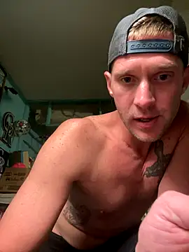 Snapshot of Camcam21 chatting on 11-15-25, 06:33 Camcam21 online show from 11-15-25, 06:33