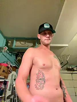 Snapshot of Camcam21 chatting on 12-20-25, 01:18 Camcam21 online show from 12-20-25, 01:18