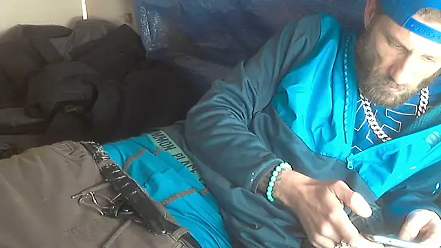 Snapshot of terry2big4u24 chatting on 03-07-25, 04:33 terry2big4u24 online show from 03-07-25, 04:33