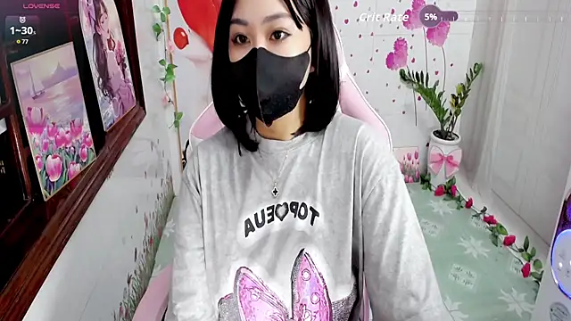 Snapshot of Kae_Jp chatting on 10-12-25, 06:40 Kae Jp online show from 10-12-25, 06:40