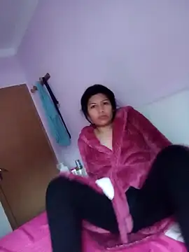 katymojadit online show from 01-08-25, 03:17