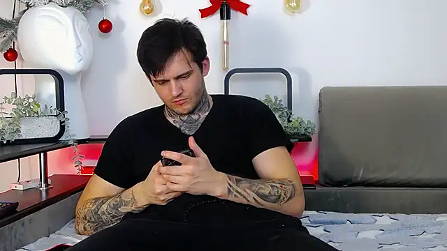 Snapshot of CarterCole chatting on 12-26-24, 01:43 CarterCole online show from 12-26-24, 01:43