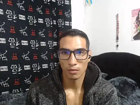AndresCardona9 online show from 10-04-25, 12:41