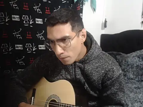 AndresCardona9 online show from 10-06-25, 11:35