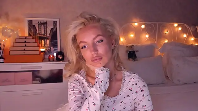 aestetick online show from 01-06-26, 08:18