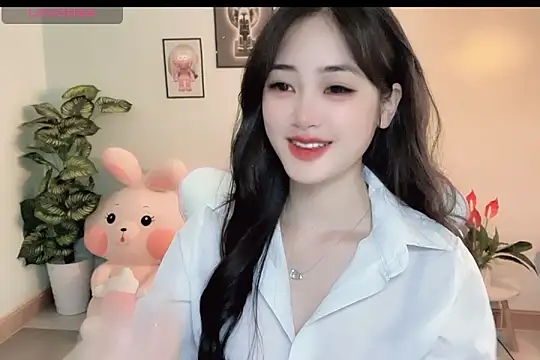  Aimy  online show from 10-22-25, 04:02