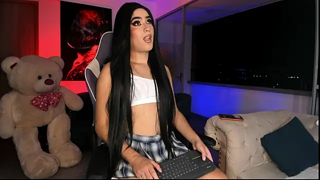 Snapshot of miss_sophie98 chatting on 11-17-25, 02:50 miss sophie98 online show from 11-17-25, 02:50