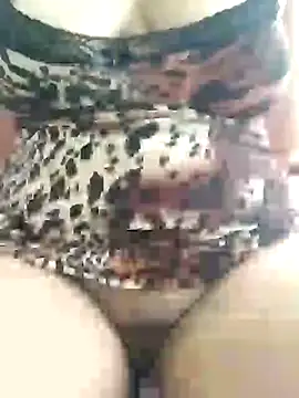 EstellaPradoX online show from 12-02-24, 05:04