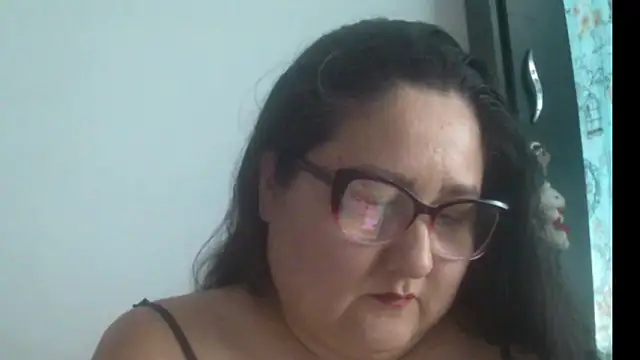 Snapshot of nanita1545 chatting on 03-27-26, 08:41 nanita1545 online show from 03-27-26, 08:41