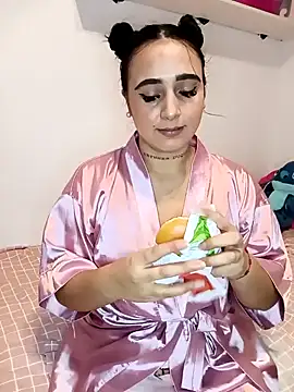 Juanamd1 online show from 01-05-25, 11:59