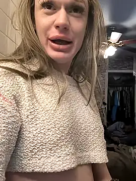 Snapshot of ImCarolinaCutiexxx chatting on 11-20-25, 06:40 ImCarolinaCutiexxx online show from 11-20-25, 06:40