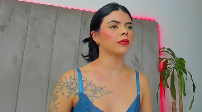 Snapshot of AllegraBrown chatting on 01-28-25, 01:29 AllegraBrown online show from 01-28-25, 01:29