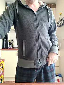 JulianJ50 online show from 02-10-26, 10:41