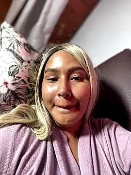 SamaraJay1 online show from 12-01-24, 10:43