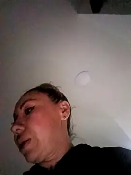 coral smitth online show from 10-19-25, 08:31