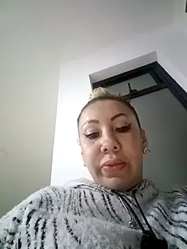 coral smitth online show from 10-29-25, 10:44