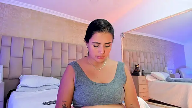 EmmaTorres  online show from 12-21-24, 02:30
