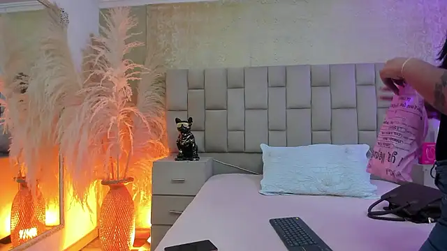 EmmaTorres  online show from 01-17-26, 09:29