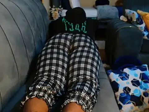 leslysexygirl online show from 03-22-25, 08:18