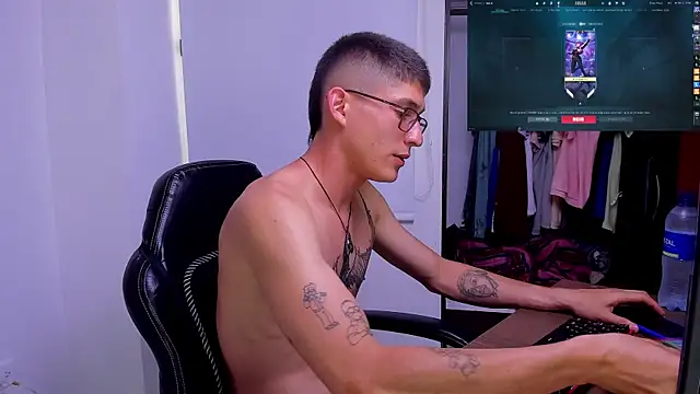 Snapshot of Jaack_str chatting on 11-18-25, 09:30 Jaack str online show from 11-18-25, 09:30