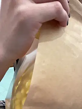 Lilisa miu online show from 12-23-24, 01:56