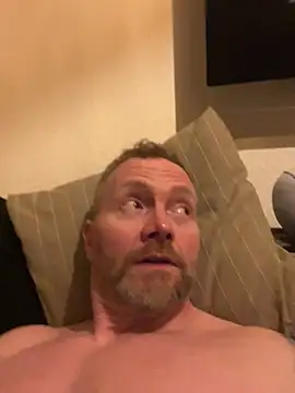 Snapshot of Rockburg chatting on 03-21-25, 12:40 Rockburg online show from 03-21-25, 12:40