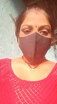 Snapshot of haymona chatting on 01-21-25, 06:43 haymona online show from 01-21-25, 06:43