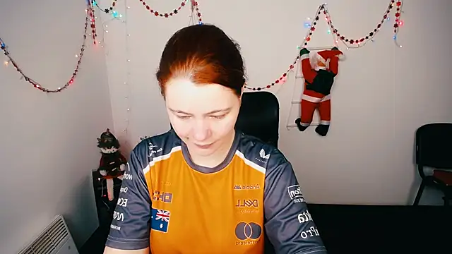 Sun Alexia online show from 12-19-25, 02:13