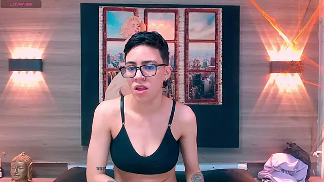 Cutie Shy  online show from 10-18-25, 12:06