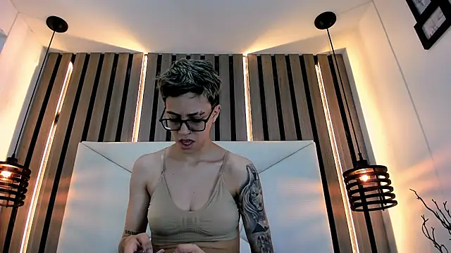 Cutie Shy  online show from 02-02-26, 05:33