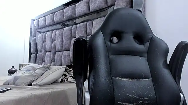 MalconStonne online show from 10-14-25, 02:23