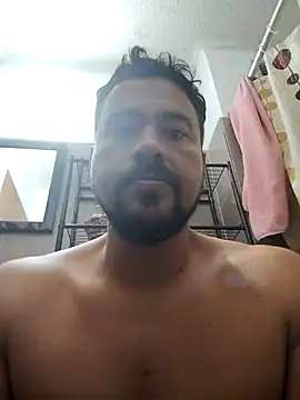 LatinMar online show from 10-14-25, 01:23