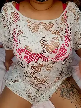 Wild wifey online show from 10-13-25, 10:59