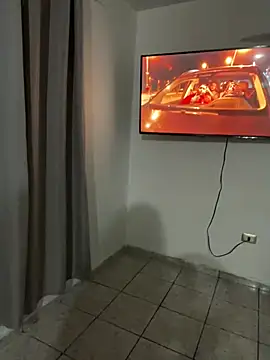 Snapshot of lolitalamasbonita01 chatting on 02-07-25, 05:20 lolitalamasbonita01 online show from 02-07-25, 05:20