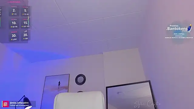 miss sofiaa online show from 10-16-25, 01:23