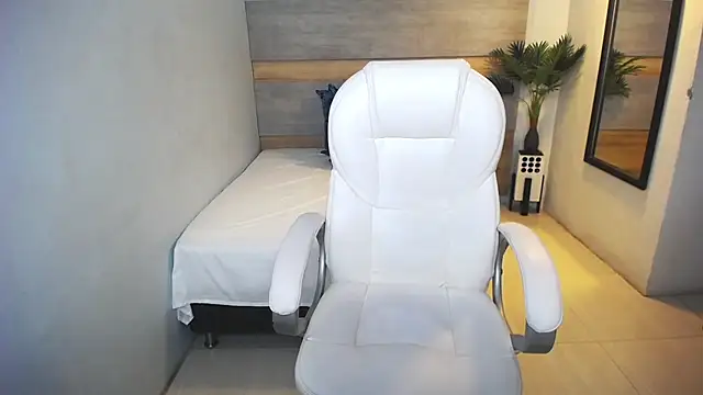 liseth fox online show from 01-18-25, 01:52