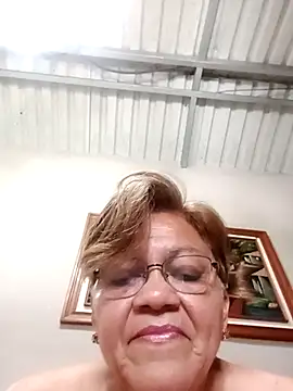 Snapshot of Madrastrahot69 chatting on 11-07-25, 03:34 Madrastrahot69 online show from 11-07-25, 03:34