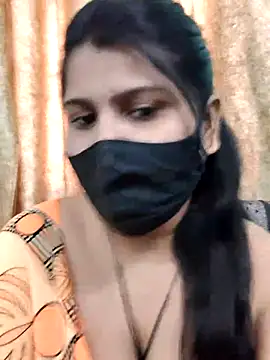 Hotty-simran online show from 10-13-25, 04:34