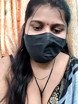 Hotty-simran online show from 12-16-25, 05:45