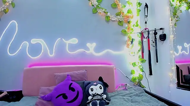 YouliteSllut2 online show from 01-16-25, 08:46