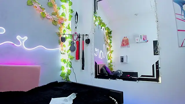 YouliteSllut2 online show from 01-29-25, 10:32