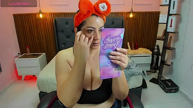 MEYLAGIA online show from 11-29-25, 02:47