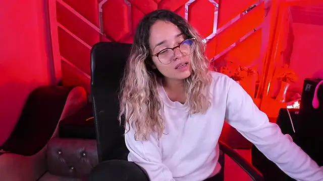 Olivia Fox69 online show from 02-03-26, 04:21