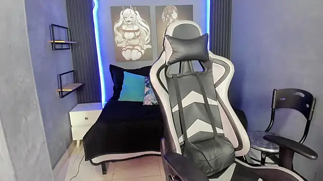 Snapshot of Amir_Abdull chatting on 10-28-25, 08:55 Amir Abdull online show from 10-28-25, 08:55