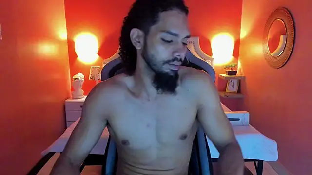 Snapshot of Amir_Abdull chatting on 10-29-25, 08:54 Amir Abdull online show from 10-29-25, 08:54